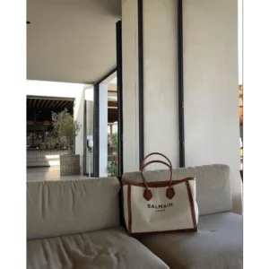 Classy Balmain Handbag For Women (J943)