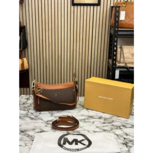 Classy Michael Kors Handbag For Women (J1029)
