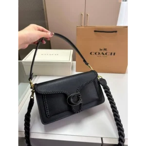 Classy Coach Handbag For Women (J977)