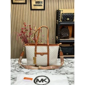 Classy Michael Kors Handbag For Women (J937)