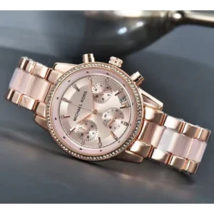 Michael kors Watch For Women (DW070)