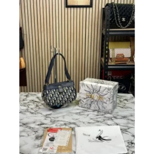 Classy Christian Dior Handbag For Women (J1107)