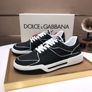 Dolce & Gabbana New Roma Top Low Black Shoes For Men (FST1192)