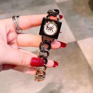 Classy Michael Kors Watch For Women (SG8525)