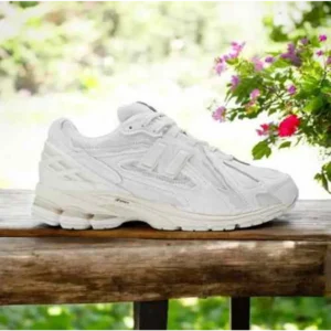 New Balance 1906d Full White Shoes For Men (BME57)