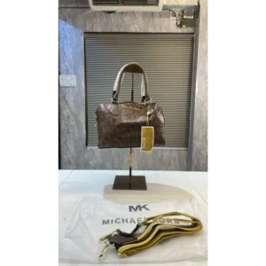Luxurious Michael Kors Handbag For Women