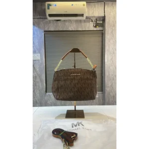 Luxurious Michael Kors Handbag For Women
