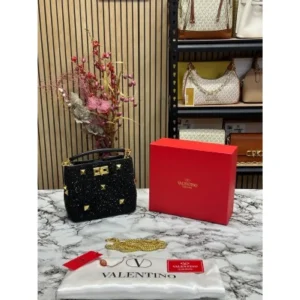 Luxurious Valentino Handbag For Women
