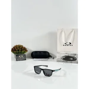 Oakley Sunglasses (SUP329)
