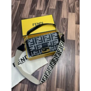 Fendi Handbag For Women (CSO1023)