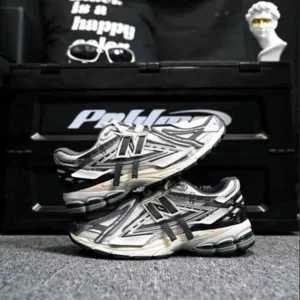 New Balance 1906a